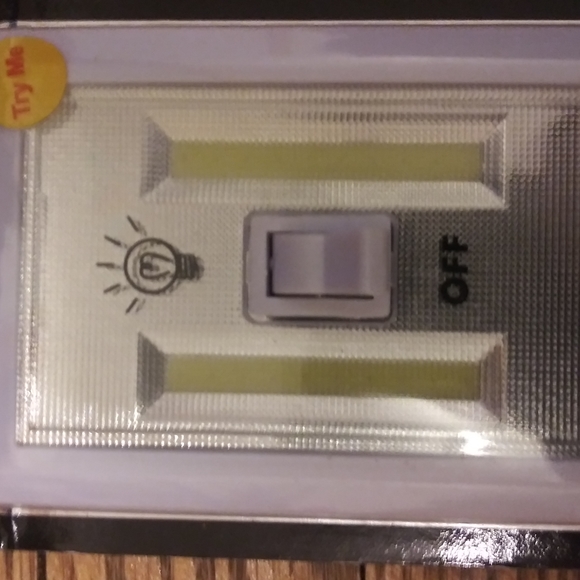 Litezall portable light light switch - Picture 5 of 5